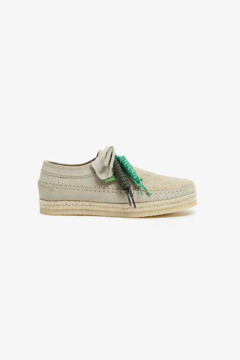 Pompeii x Clarks Originals weaver cactus suede shoe with logo tag in beige - view 1