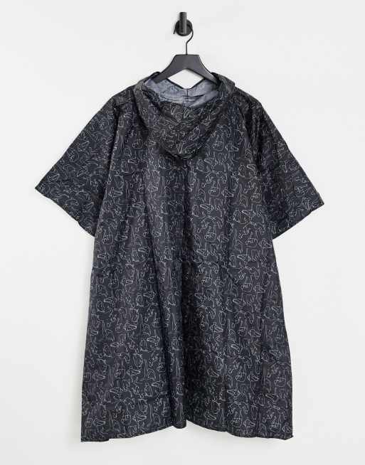 Poncho plegable con estampado Pia de Monki en negro - NEGRO, 2 de 4