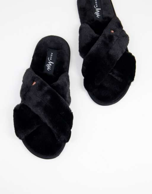 Black best sale crossover slippers