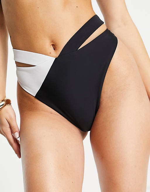 Ampère Benodigdheden Maand Pour Moi Freedom cut out V bikini bottom in monochrome | ASOS