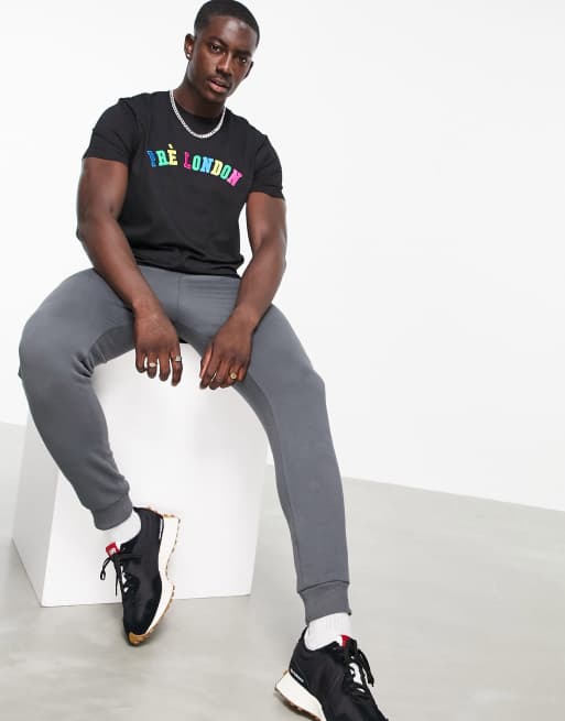 Pre London uni script t-shirt in black, 4 of 4