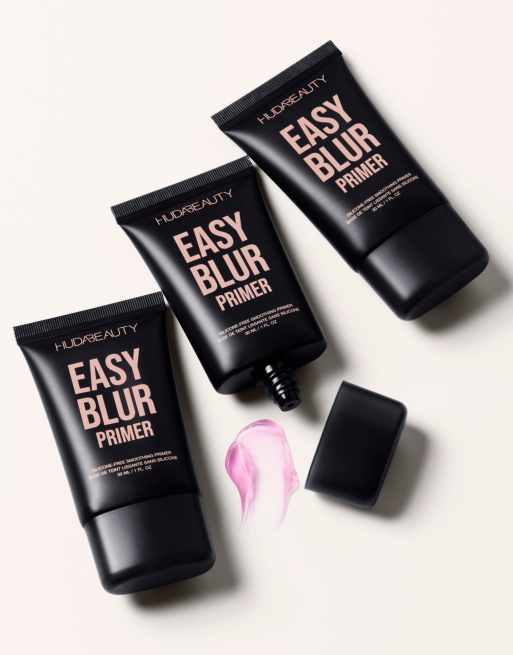 Prebase difuminadora Easy Blur de Huda Beauty
