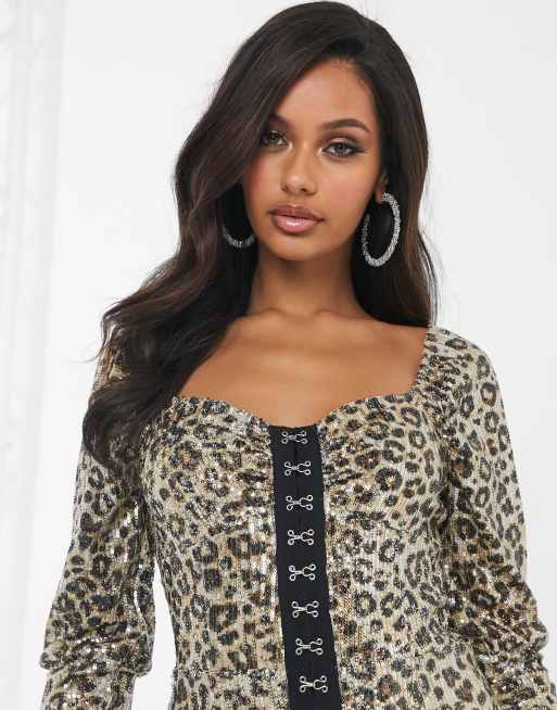 Pretty Darling hook and eye square neck mini dress in leopard sequin, 3 of 4