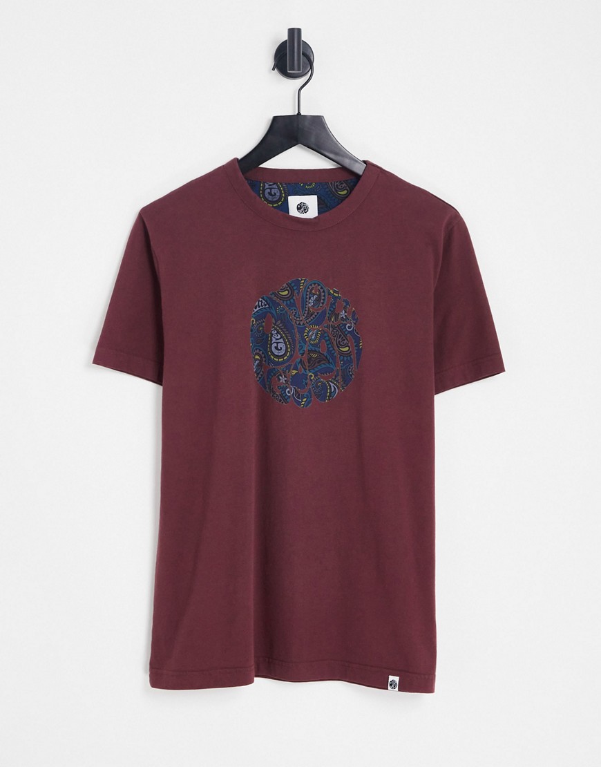 Pretty Green Alloway paisley logo t-shirt in burgundy-Red