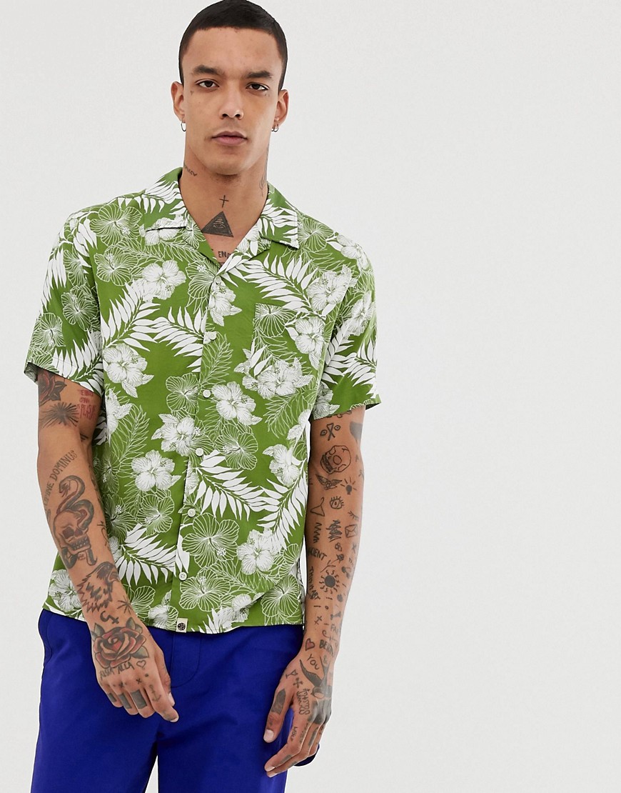 Pretty Green – Grönblommig skjorta med kort ärm och platt krage