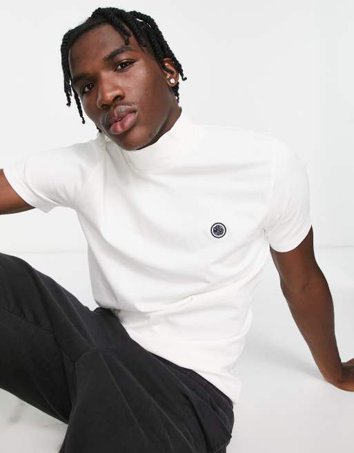 Pretty Green – Vit t-shirt med ståkrage
