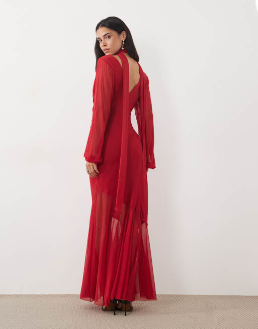 Pretty Lavish abito lungo in chiffon con scollo profondo, dettaglio sciarpa e fondo trasparente rosso, 4 di 4