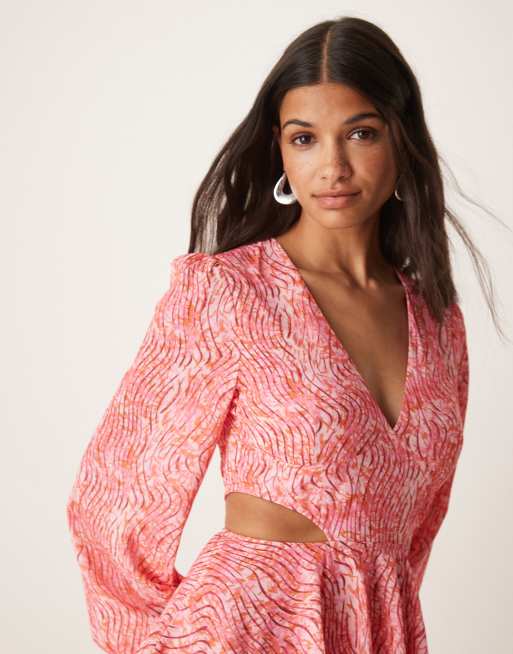 Pretty Lavish Ashton cut-out ruffle maxi dress in coral abstract print, 3 of 4