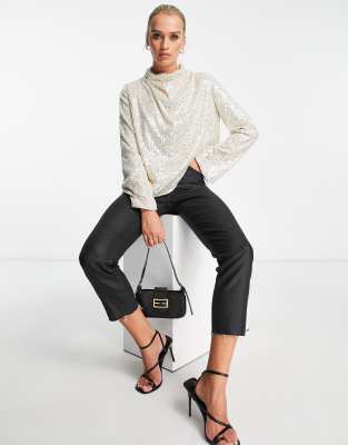 Blusa drappeggiata con decorazioni color argento - Pretty Lavish Camicia donna  - immagine2