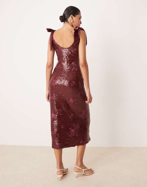 Pretty Lavish bow shoulder embellished midaxi dress in plum floral sequin, 4 of 4