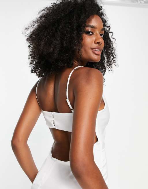 syöttäjä Koriste luoteeseen backless white slip Työtarjous