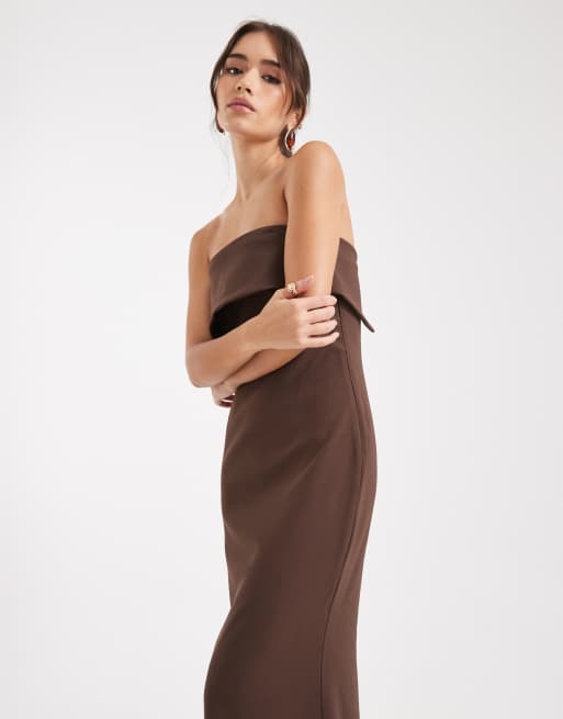 Pretty Lavish Bridesmaids Julia strapless fold over panel maxi dress in brown, 4 of 4