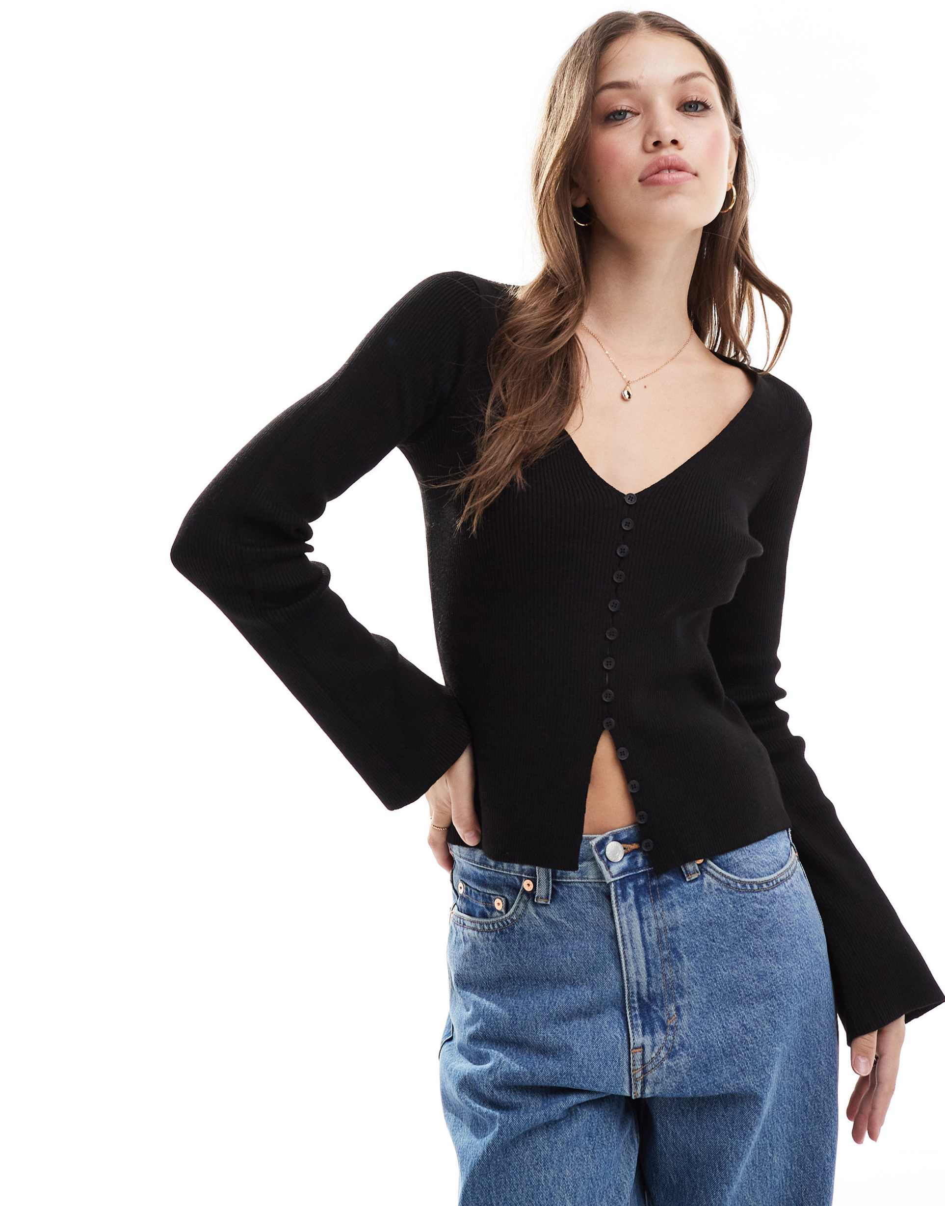 pretty lavish button front fitted cardigan in black