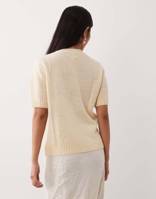 Pretty Lavish button up knit short sleeve cardigan in butter lemon, 4 of 4