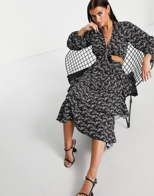Pretty Lavish Cecile tie front blouse co-ord in abstract print, 4 of 4