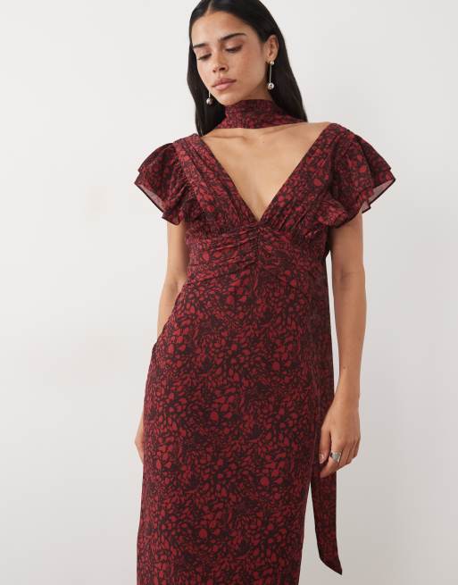 Pretty Lavish Chiffon-Maxikleid mit V-Ausschnitt, Bindedetail und Volantärmeln in rotem Blumenmuster, 3 von 4