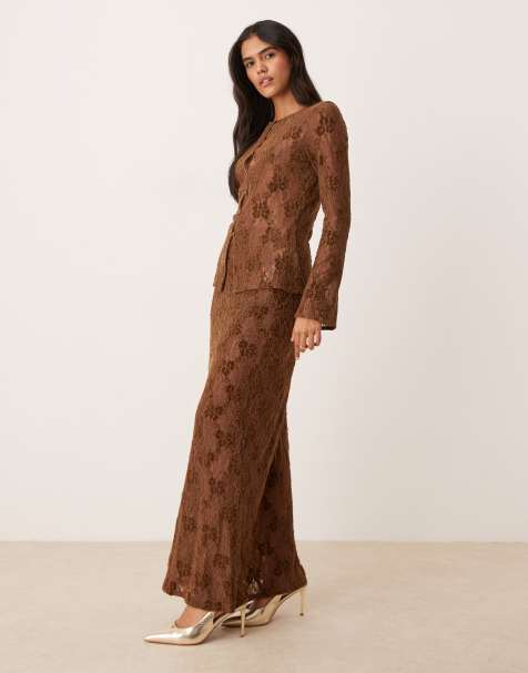 Pretty Lavish - Chokoladebrun maxinederdel i blondestof - view 1