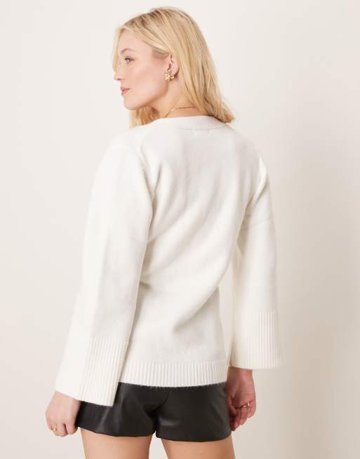 Pretty Lavish chunky cuff knit cardigan in cream