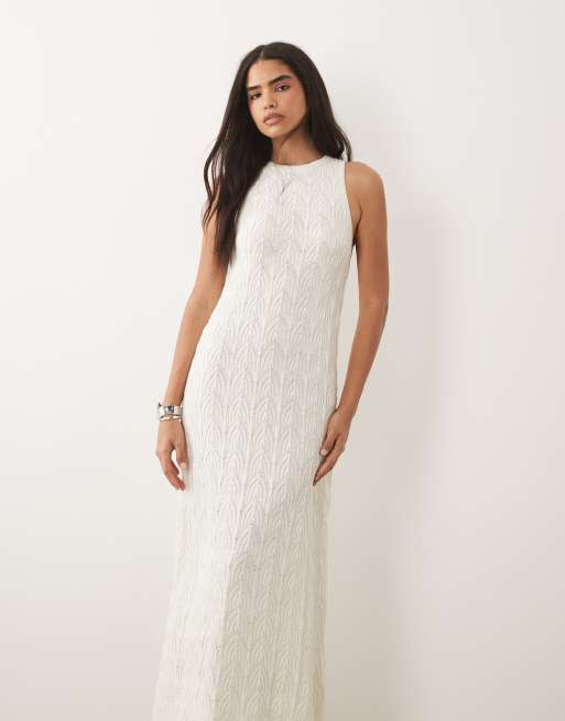 Pretty Lavish Cleo knit sleeveless maxi dress in cream, 3 of 4