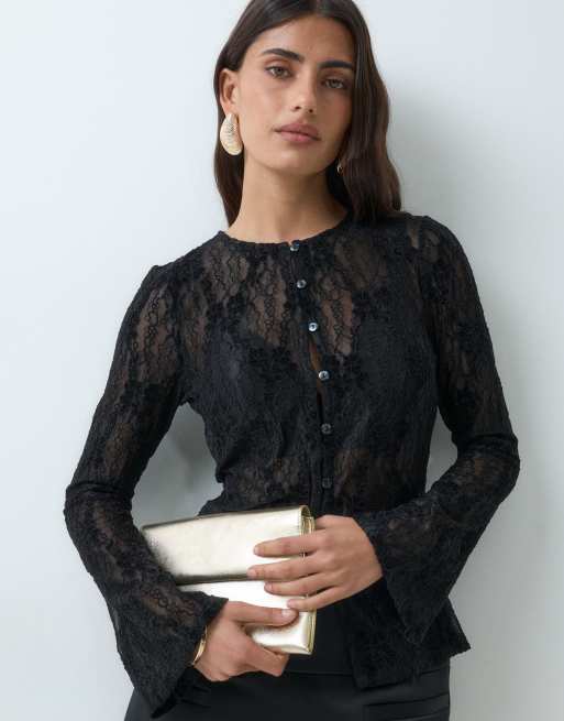 Pretty Lavish lace co-ord in black, 3 van 3