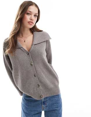 collar button knit cardigan in taupe-Neutral