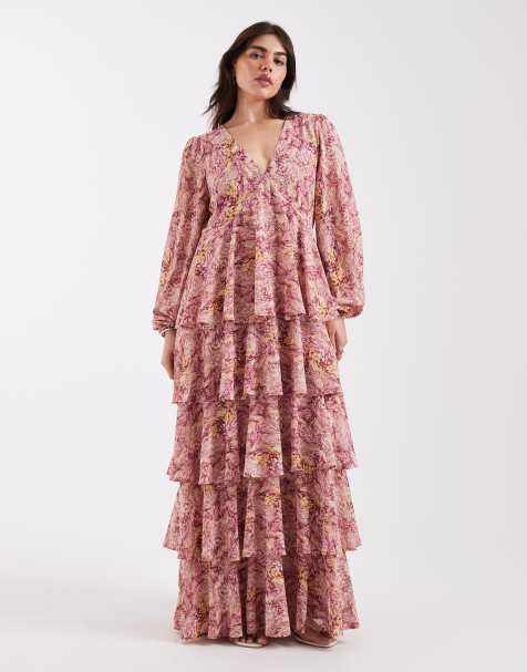 Pretty Lavish Curve – Ashton – Sukienka maxi z długimi rękawami, dekoltem w szpic, falbanką i abstrakcyjnym jagodowym wzorem w kwiaty - view 1