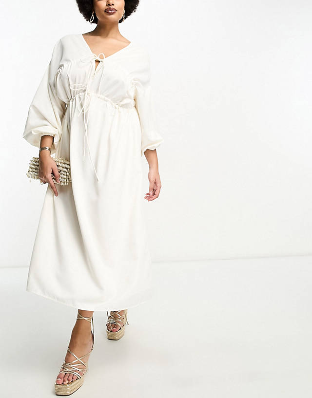 Pretty Lavish Curve - balloon sleeve maxi dress in white