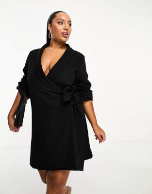 Pretty Lavish Curve Pretty Lavish Curve blazer mini dress in black-Pink