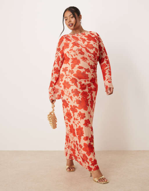 Pretty Lavish Curve - Ethel - Vestito a maniche lunghe in jersey a fiori rossi con gonna al polpaccio