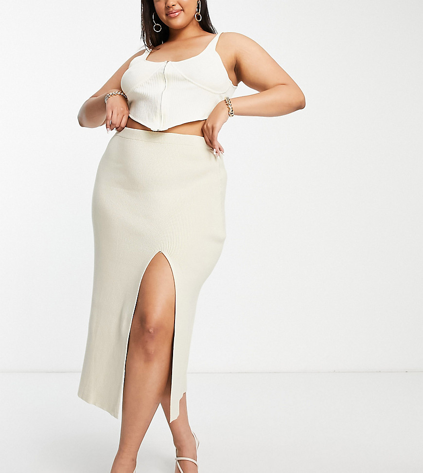 Plus-size skirt by Pretty Lavish The scroll is over High rise Elasticated waist Side split Slim fit