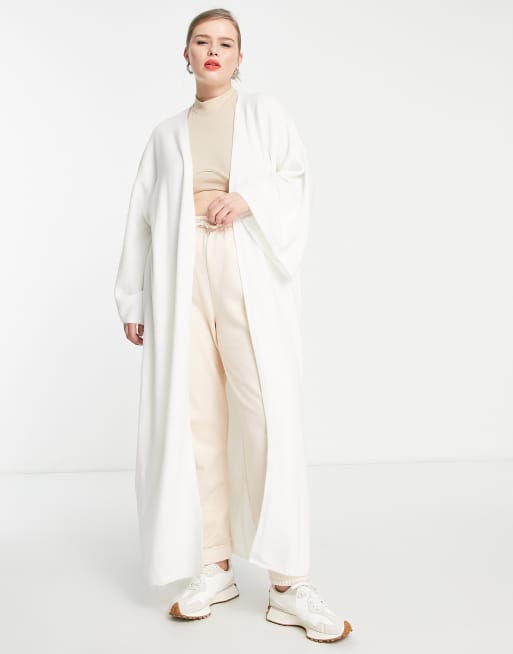 Pretty Lavish Curve Gilet en maille à manches kimono Crème ASOS