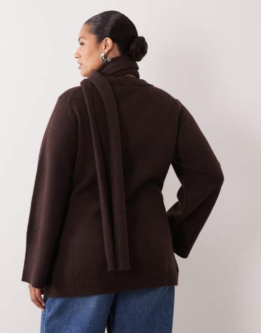 Pretty Lavish Curve gilet en maille avec détail écharpe couleur chocolat, 3 de 4