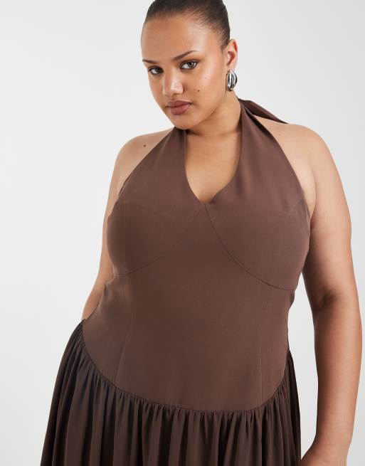 Pretty Lavish Curve - Isadora - Robe longue dos nu ajustée à taille basse - Marron, 3 de 4
