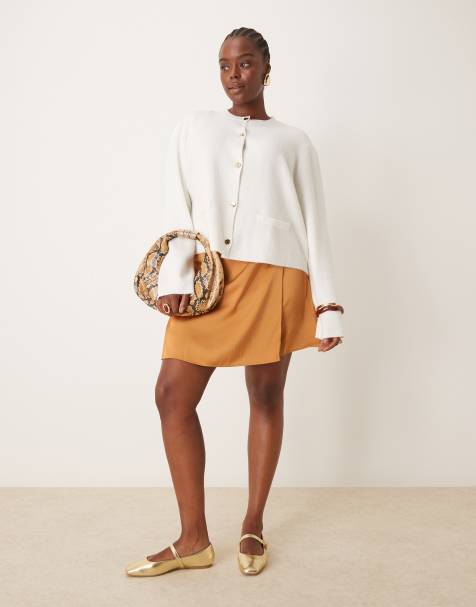 Pretty Lavish Curve knitted button detail cardigan in cream - view 1