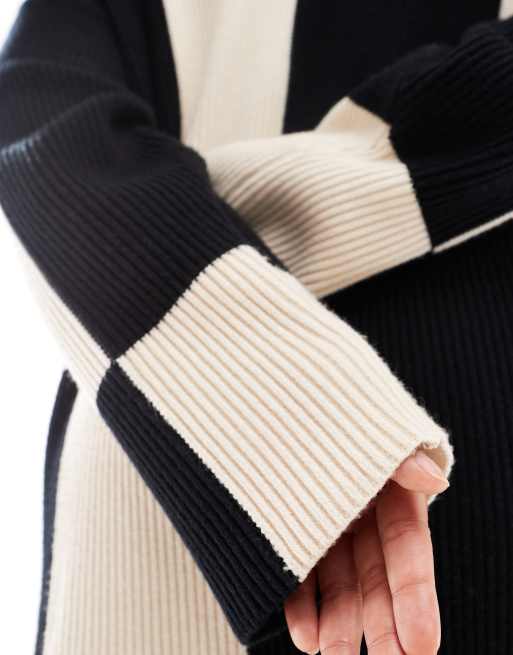 Pretty Lavish Curve knitted high neck maxi dress in mono stripe, 4 of 4