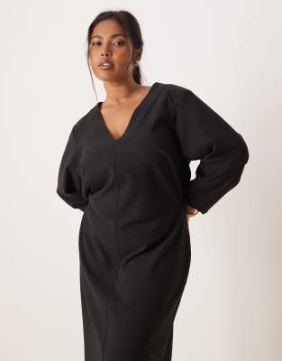 Pretty Lavish Curve - Langärmliges Maxikleid in Schwarz mit tiefem Ausschnitt