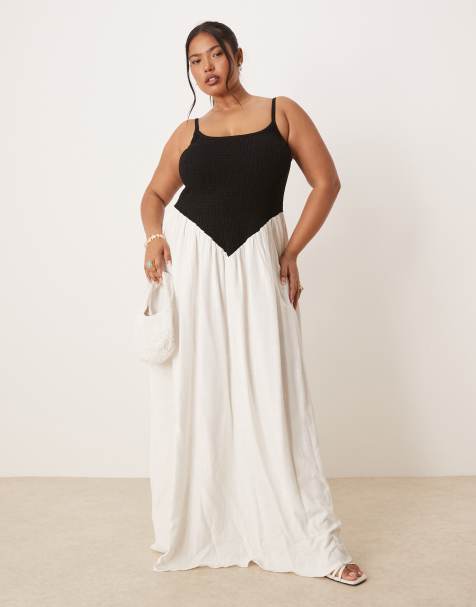 Pretty Lavish Curve – Maude – Gesmoktes Maxikleid mit Kontrastdesign in Schwarz und Cremeweiß - view 1