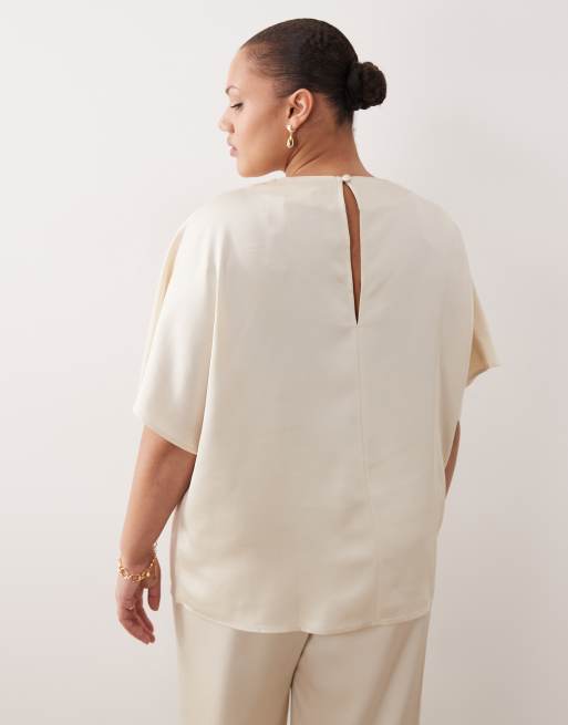 Pretty Lavish Curve – Ostronvit, boxig topp i satin och oversized fit, del av set, 2 av 4