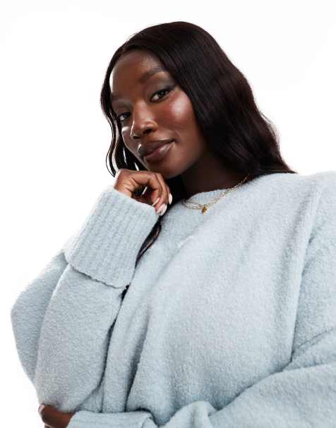 Pretty Lavish Curve – Oversize-Strickpullover aus Teddyfell in Staubblau - view 1