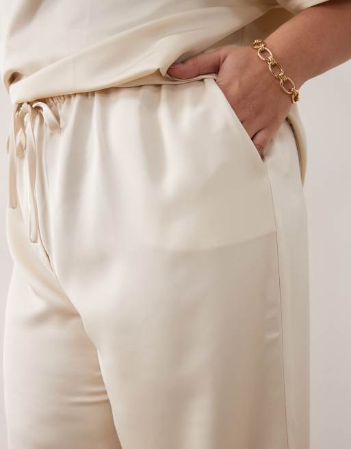 Pretty Lavish Curve - Pantalon d'ensemble ample en satin noué à la taille - Huître, 5 de 5