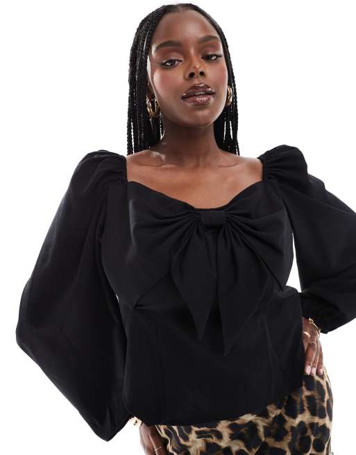Pretty Lavish Curve - Top met overdreven strik in zwart