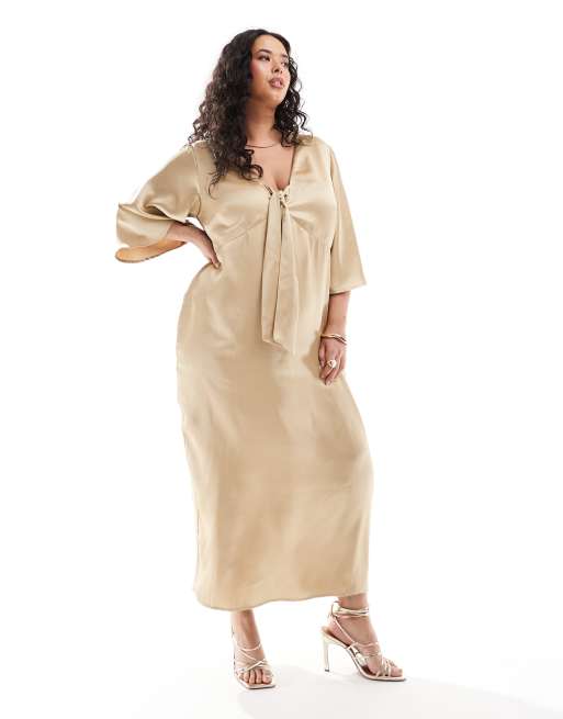 Pretty Lavish Curve - Vestito in raso color crema irlandese allacciato sul davanti con gonna al polpaccio