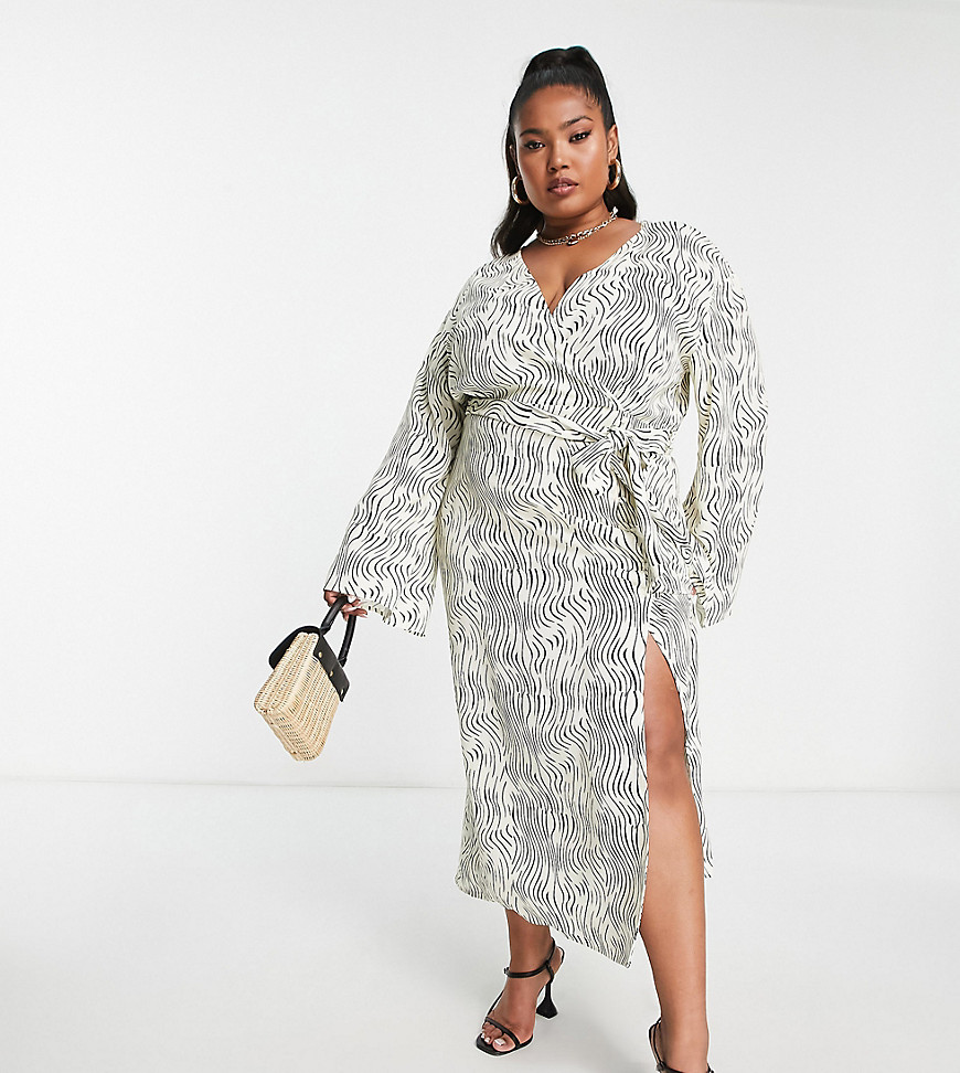 Plus-size dress by Pretty Lavish A round of applause for the dress Wrap style Flared sleeves Tie fastening Regular fit