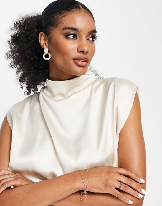 https://images.asos-media.com/products/pretty-lavish-draped-blouse-in-oyster/202545273-3?$n_550w$&wid=550&fit=constrain