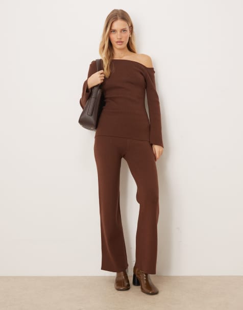 Pretty Lavish - Ensemble avec top en maille à encolure bateau et pantalon - Marron - view 1