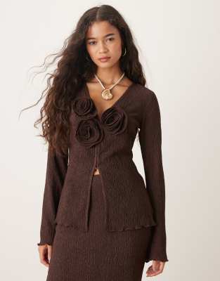 Pretty Lavish Pretty Lavish Evalina crinkle corsage top co-ord in brown