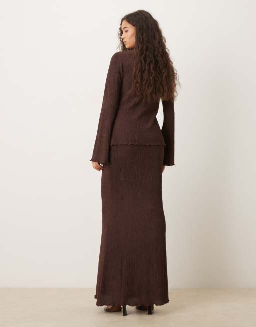 Pretty Lavish Evalina crinkle maxi skirt in brown - part of a set, 4 of 5