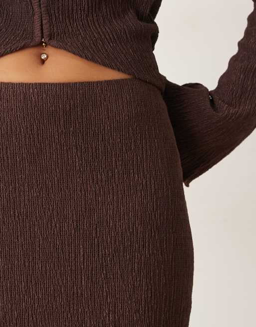 Pretty Lavish Evalina crinkle maxi skirt in brown - part of a set, 5 of 5