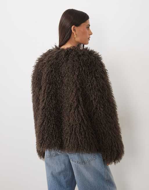 Pretty Lavish faux fur shaggy cropped coat in chocolate, 3 of 4