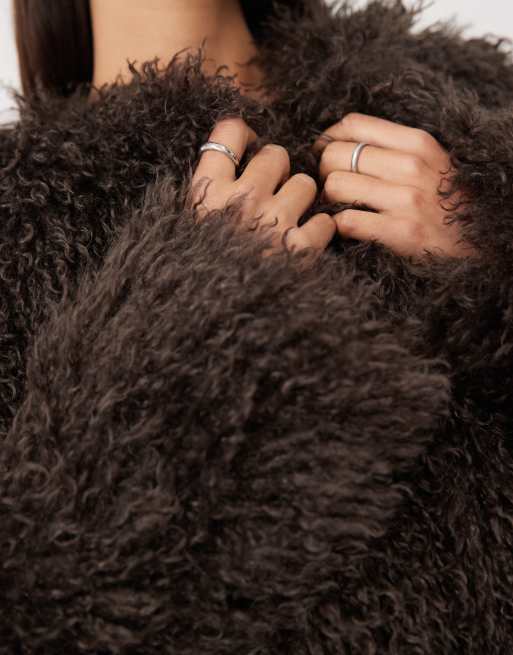 Pretty Lavish faux fur shaggy cropped coat in chocolate, 4 of 4